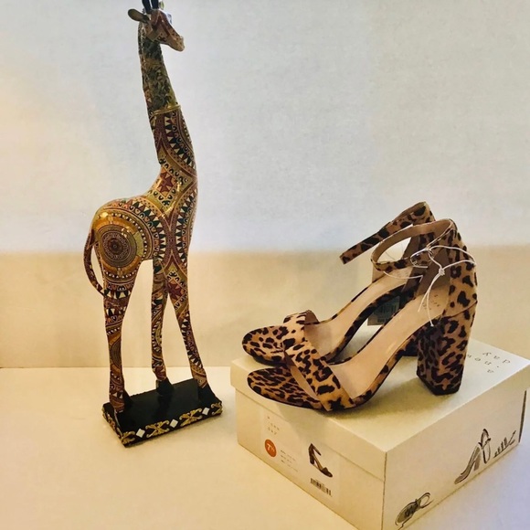 🐆LEOPARD SANDAL HEELS - Picture 4 of 12